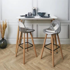 Tabouret De Bar Patchwork Gris Pieds Bois -Marché Meubles Magasin tabouret de bar patchwork gris pieds bois 4